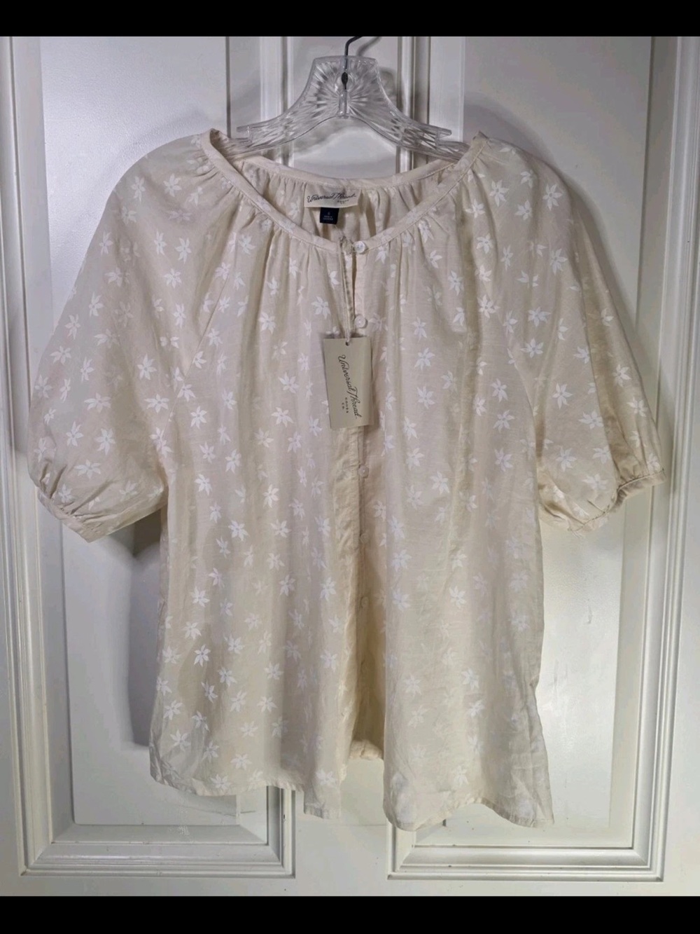 Universal Thread Cream Floral Button-Front Peasant Top